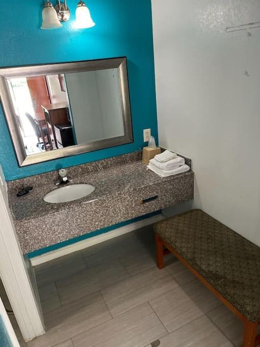 Hotel 2 Double Bed Studio 109 & Hot Tub Livingston Exterior foto
